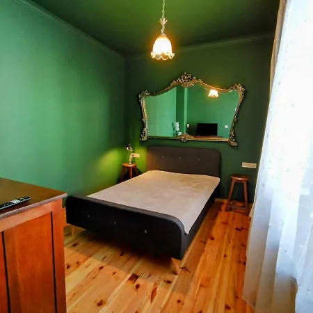 Апартамент Moon House *